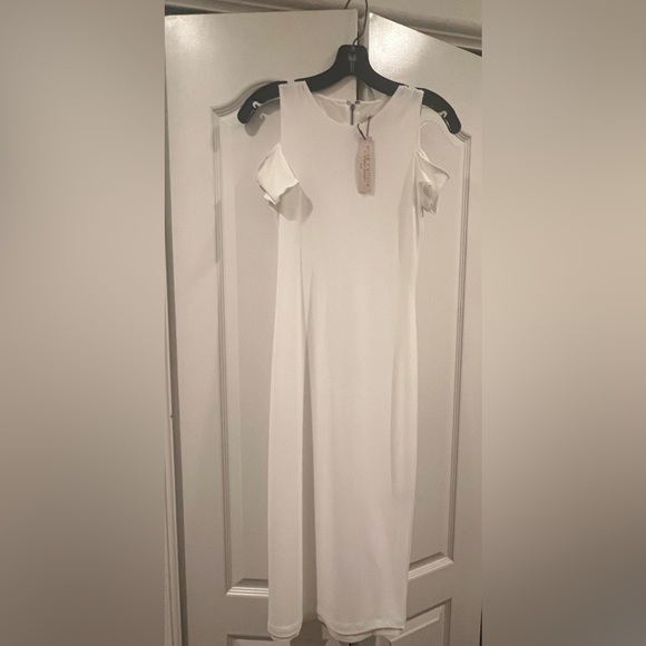 NWT Alice and Olivia Air Stretch off the shoulder Meya Dress size 6 - Picture 2 of 4